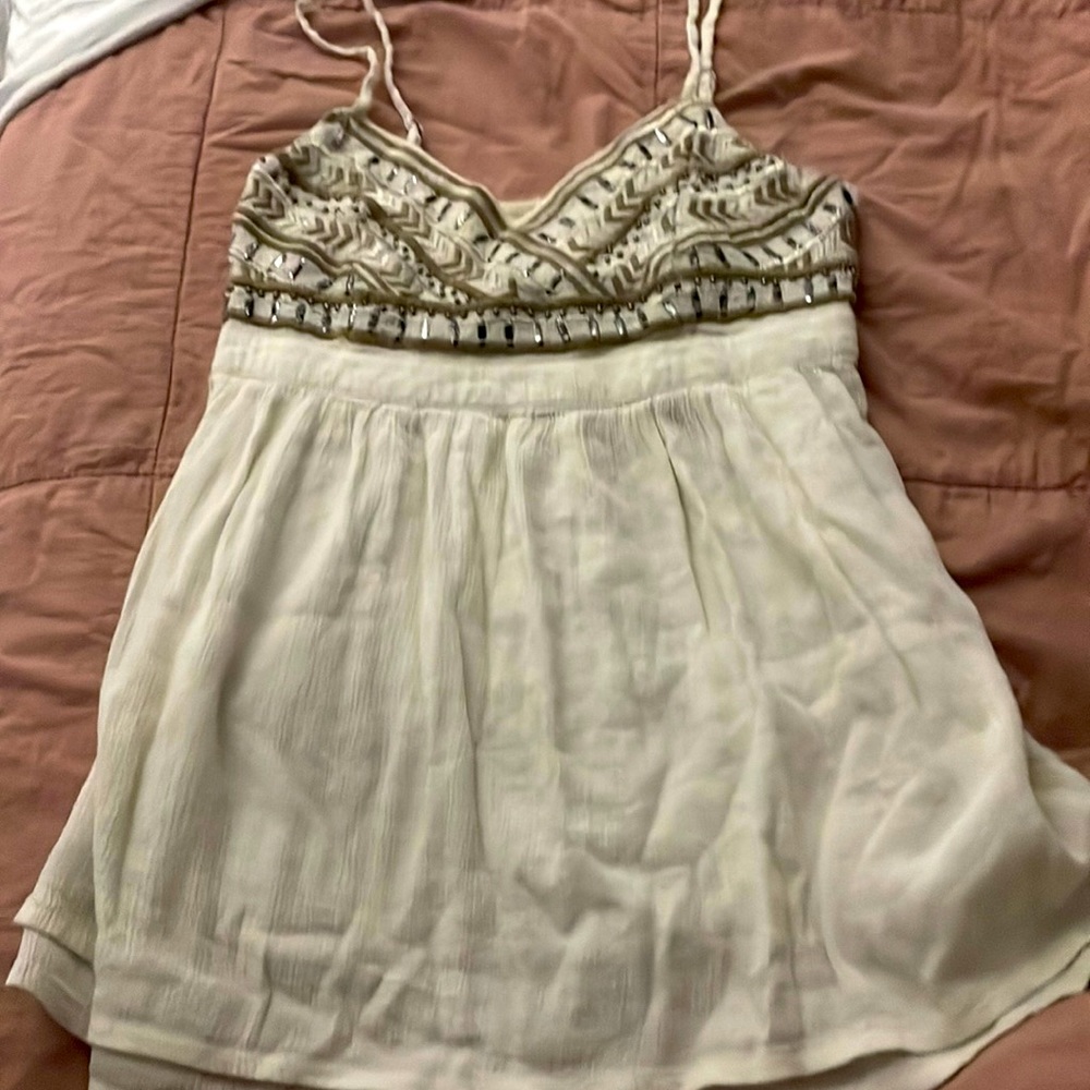 Hollister tank